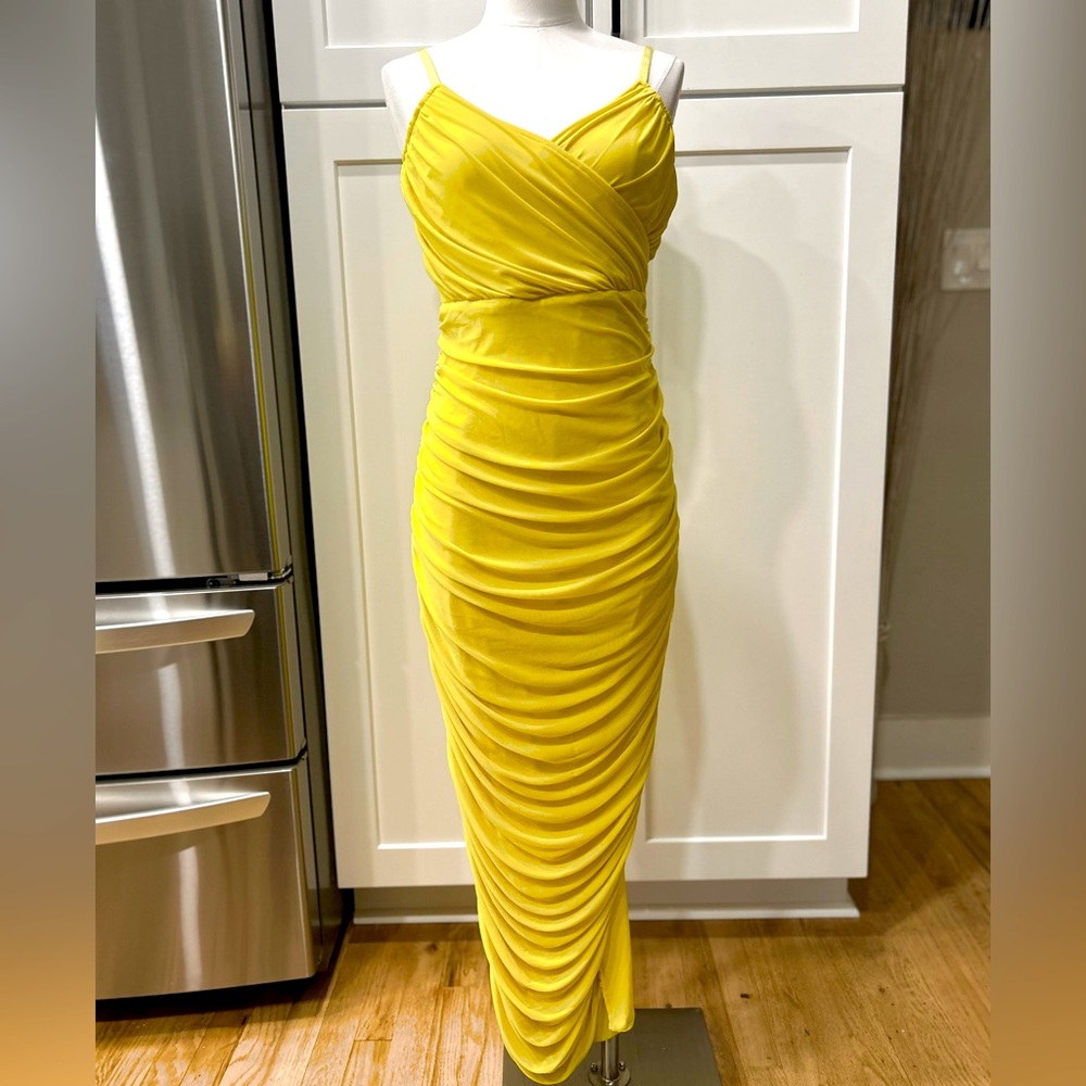NWOT MFL Yellow Sleeveless Gathered Back Zip Dress, With Small Side Split